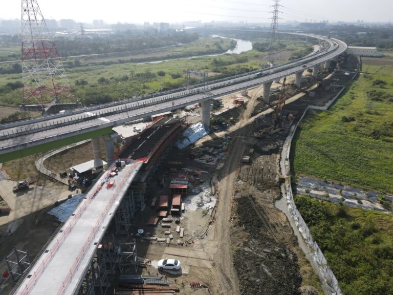 國道1號臺南路段增設北外環交流道工程